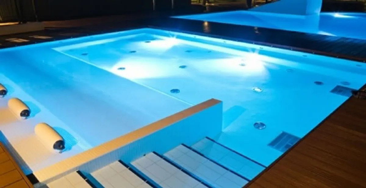 pool light installation and repair services providing modern illuminated pool lighting in Phoenix, AZ